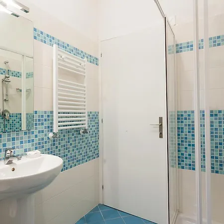 Derna Apartman *
